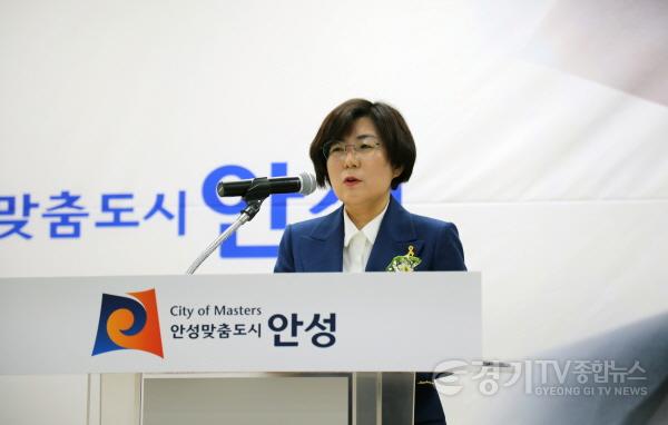 [크기변환]1-4.제7대 김보라 안성시장 취임식.JPG