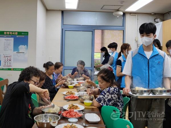 [크기변환]이미지2(8월 삼계탕 나눔봉사).jpg