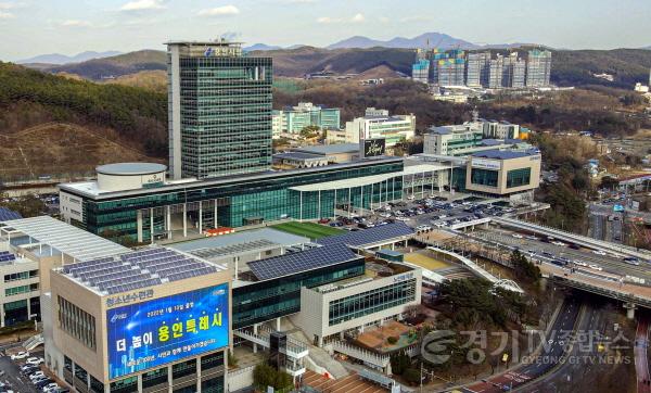 [크기변환]2. 특례시 출범 시청사 전경 드론 (2).jpg