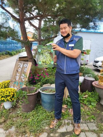 [크기변환]2. 전국공무원 노동조합 안성시지부 추석 선물은 지역농산물로.jpg