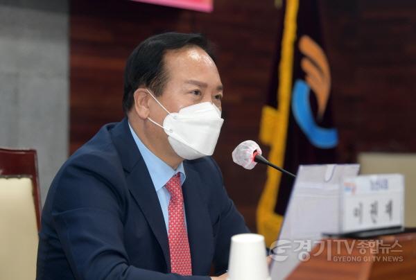 [크기변환]1-1 이권재 오산시장 85개 공약사업 보고회 주재.jpg