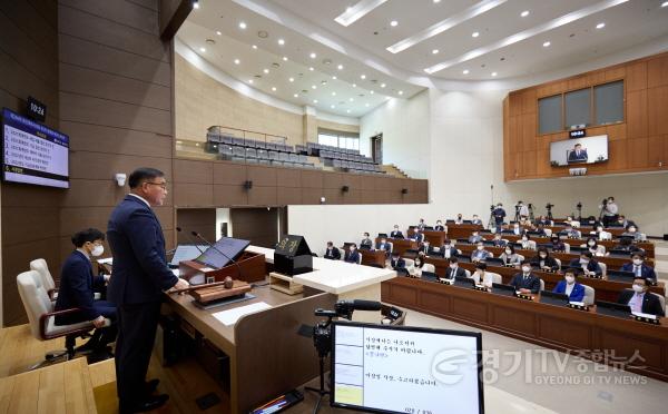 [크기변환]20220930 용인특례시의회 제266회 제1차 정례회 폐회 3.jpg