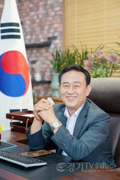 [크기변환]추가01- 여주시장 이충우  민선8기 시장 공약사업 실천계획 확정 (1).jpg