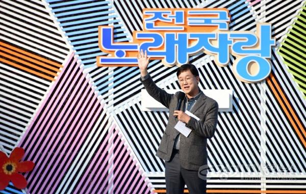 [크기변환]131. KBS 전국노래자랑 안산시편, 공개 녹화 성화리에 마무리(2).jpg