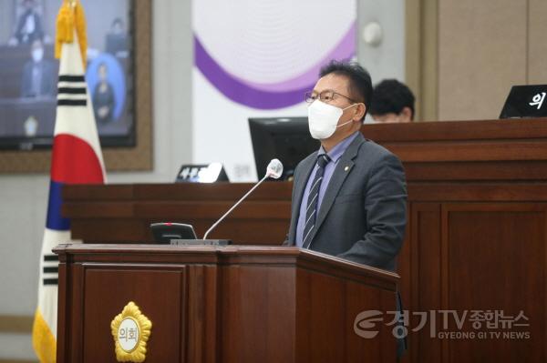 [크기변환]4. 채명기 의원 5분발언.jpg