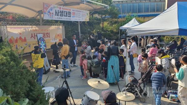 [크기변환]11-1-1_제6회_안중시장_길마골_사생대회_뜨거운_관심_속_마무리.jpg
