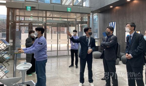 [크기변환]사본 -2022년 vrar 산업융합 지원 성과공유회_전시체험관.jpg