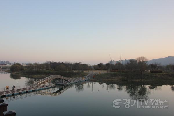 [크기변환]사본 -양강섬 넙다리.jpg