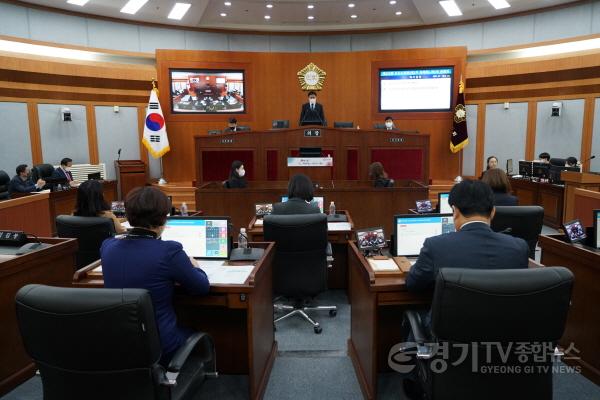 [크기변환]사본 -(20221221)제273회 제2차정례회 폐회1.jpg