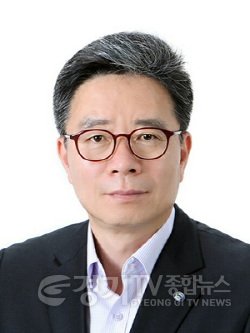 [크기변환]사본 -01 (재)양평문화재단 박신선 신임 이사장.png