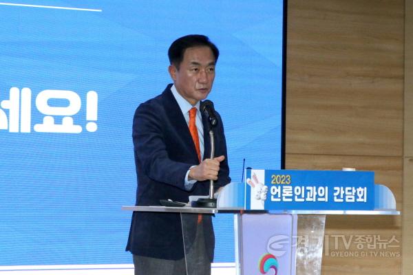 [크기변환]사본 -5-2_2023년_혁신과_변화로_100만_평택_특례시_본격_추진.jpg