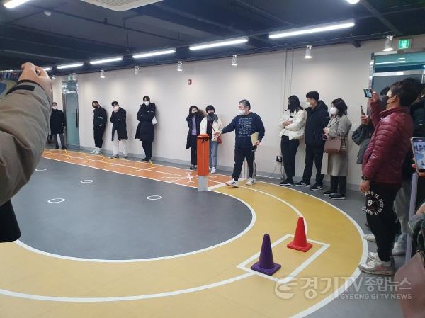 [크기변환]사본 -0111 경기도교육청, 정보기술(IT)을 활용한 체육활동 추진으로 미래 체육교육 선도한다(사진2).jpg