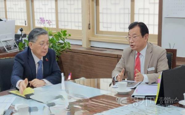 [크기변환]사본 -이현재 시장, LH 이한준 사장에 신도시 현안 해결 요청 (2).jpg
