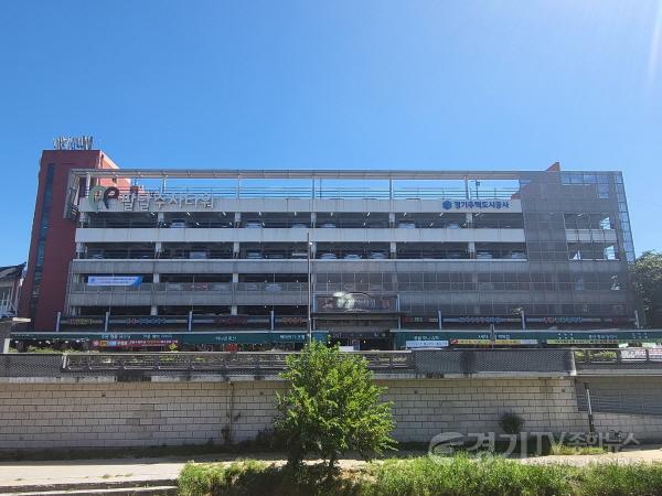 [크기변환]사본 -4.(GH 보도자료_참고사진 01.18. 보도요청) 수원팔달 주차타워 전경 사진.jpg