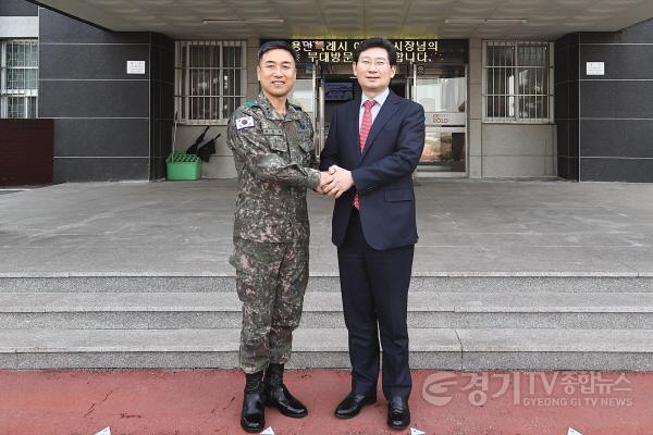 [크기변환]사본 -230119_명절에도 굳건하게 국토방위 임무를 수행하는 군에 감사드린다_사진(1).jpg