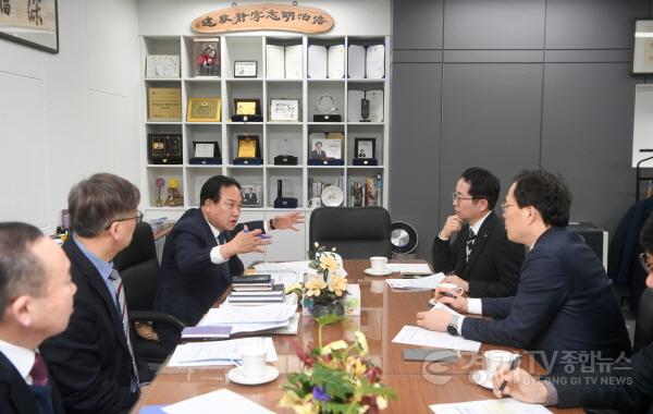 [크기변환]사본 -1-1 세교2지구 등 교통개선대책 이권재 오산시장이 직접 나서 해결.jpg