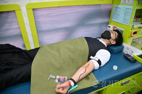 [크기변환]사본 -(보도사진)2023년 1분기 노사합동 사랑의 헌혈 실시.jpg