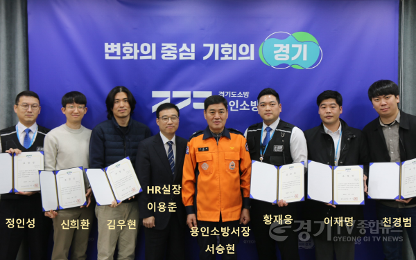 [크기변환]사본 -★사진(이름첨부).png