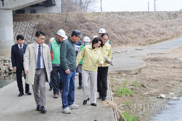 [크기변환]1-2.인명피해 우려지역 현장점검 사진.jpg