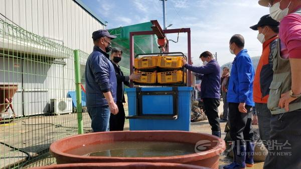 [크기변환]사본 -광주시， 미소독 벼 정부보급종 공급 대비 온탕소독 중점지도 (1).jpg