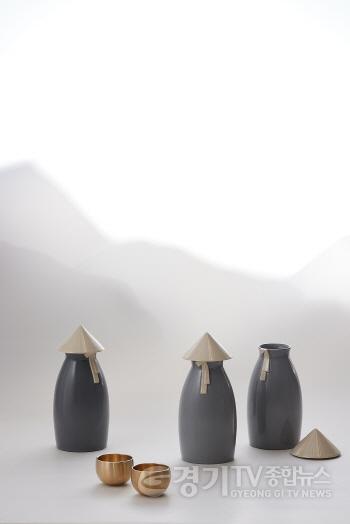 [크기변환]사본 -(사진자료2) 경기공예창작지원센터 입주 창업자_grinning (1).jpg