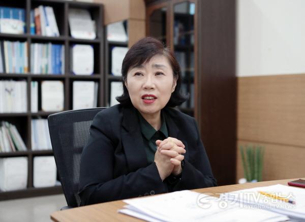 [크기변환]사본 -송옥란위원장-1.jpg