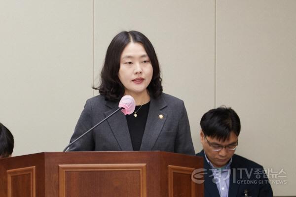 [크기변환]사본 -01 신나연 의원.jpg