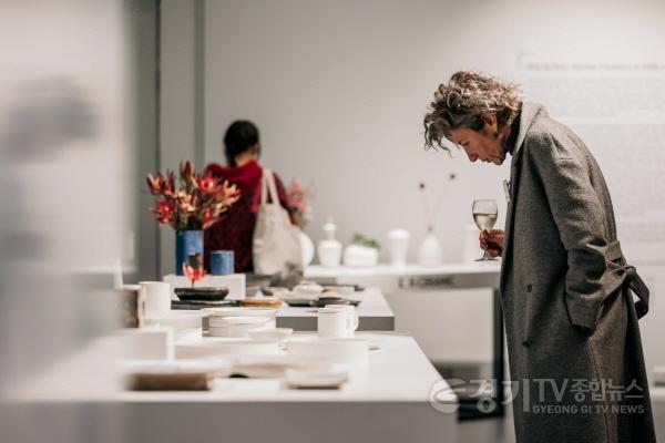 [크기변환]사본 -(사진자료2) 한국도자재단, 호주 주시드니한국문화원에서 개최한 2022 한국생활도자특별전’ 모습.jpg