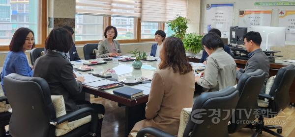 [크기변환]사본 -0413 경기도교육청, 늘봄학교 정착 위해 현장 행보 강화(사진 2).jpg