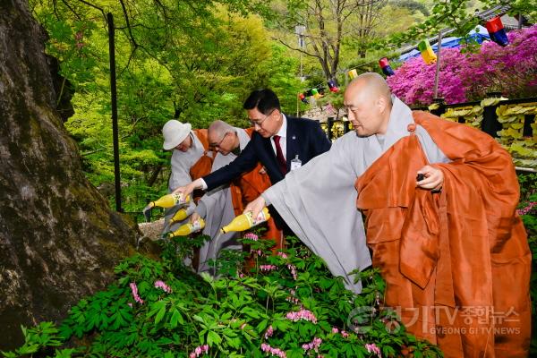 [크기변환]사본 -2-2. 제53회 은행나무대재 은행나무헌주.jpg