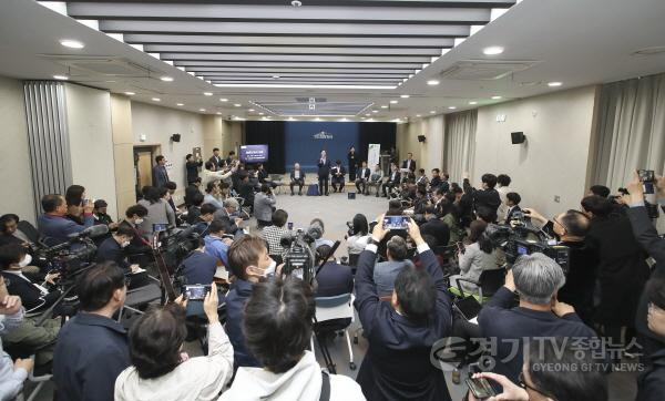 [크기변환]사본 -1-2. 언론인과의 대화.jpg