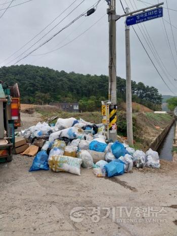 [크기변환]사본 -8-1. 남사읍 방치폐기물 처리 전 모습.jpg