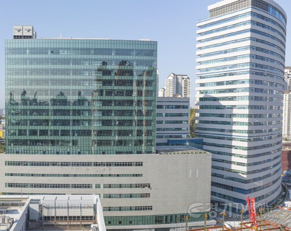 [크기변환]사본 -0508 경기도교육청, 남부신청사 광교신도시로 이전(사진 1) 전경 사진.png