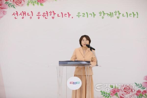 [크기변환]사본 -0512 경기도교육청, 제42회 스승의 날 맞아 교원 1,385명 훈·포장 및 표창 전수(사진 5).jpg