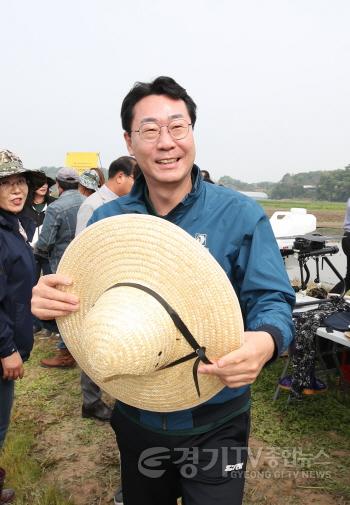 [크기변환]사본 -2-2. 수향미 모내기.jpg