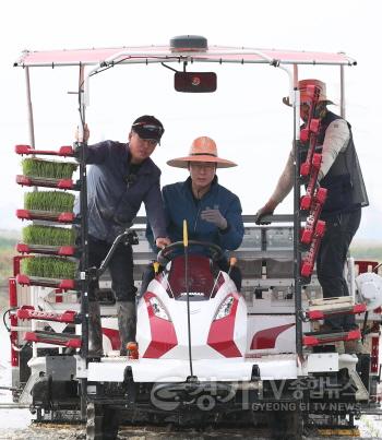 [크기변환]사본 -2-1. 수향미 모내기.jpg