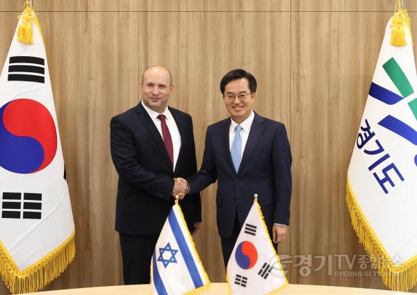 [크기변환]사본 -나프탈리 베네트 전 이스라엘 총리 면담(1).jpg