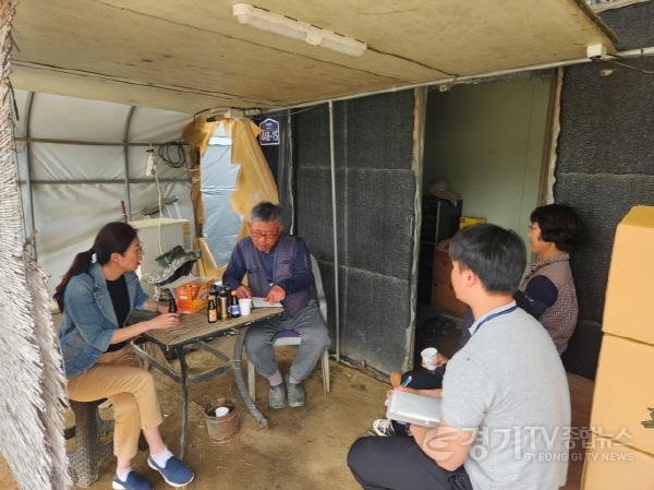 [크기변환]사본 -추가02- 여주시, 화훼 국내육성품종 재배기술 현장 컨설팅 추진 (1).jpg