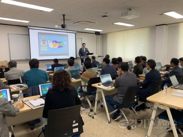 [크기변환]사본 -학교장과 머리 맞댄 경기도교육청, 창의융합 인재 양성 기반 조성에 공감대 형성(사진  (3).jpg