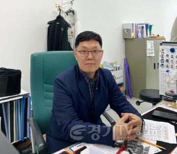 [크기변환][크기변환]사본 -1-1. 토목시공기술사 자격을 획득한 우영준 도로건설2팀장.jpg