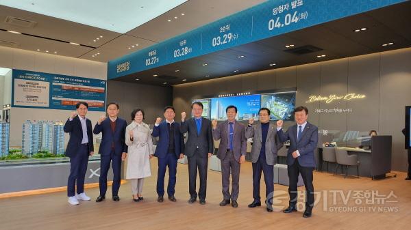 [크기변환]사본 -(이미지) 고덕자이 센트로 100% 분양 완료.jpg