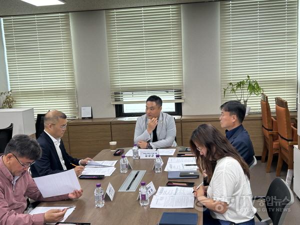 [크기변환]사본 -간담회 사진.jpg