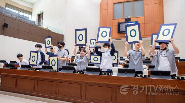 [크기변환]사본 -20230607 용인특례시의회 청소년 지방자치아카데미, 포곡고등학교 참여(2).jpg