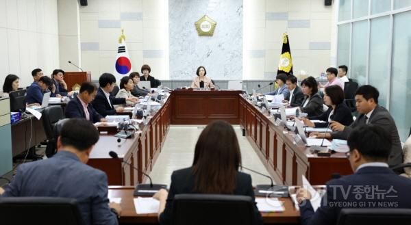 [크기변환]사본 -행정사무감사 사진-2 (1).jpg