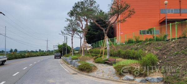 [크기변환]사본 -모가면 어농리 쌈지공원.jpg