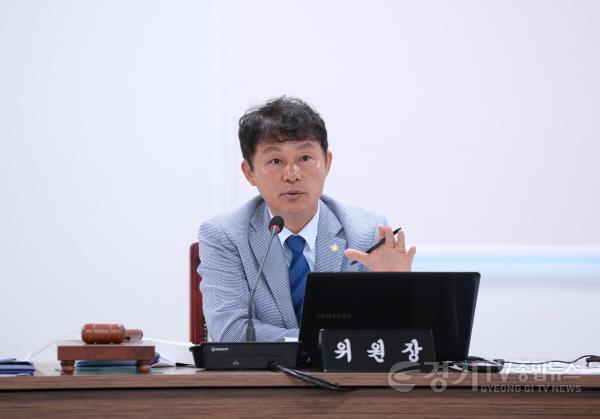 [크기변환]사본 -[사진자료] 하남시의회 자치행정위원회 정병용 위원장 6월 13일 ‘2023년 행정사무감사’ 강평(사진_하남시의회 제공).jpg