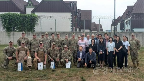 [크기변환]14-2 평택시 송탄출장소 K-55 오산 미공군기지 견학.jpg