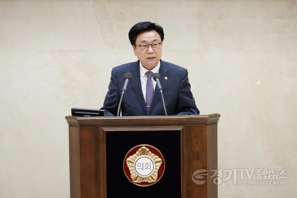 [크기변환]사본 -20230622 제273회 제1차 정례회 제3차 본회의-5분 자유발언(3)김영식 의원.jpg