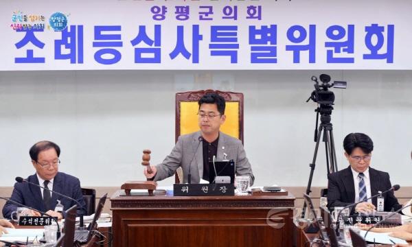 [크기변환]09 【특별위원회 운영】 송진욱 의원.jpg