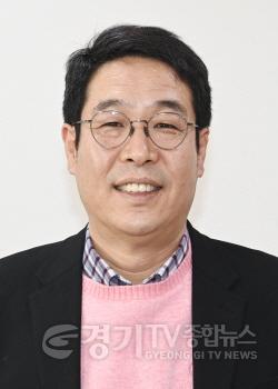 [크기변환]사본 -김기배 신임 팔달구청장.jpg